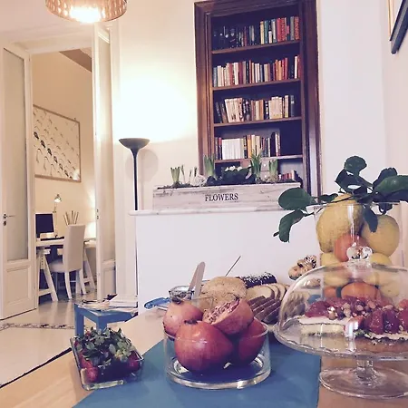 Sopracentro Bed and Breakfast *